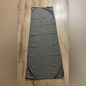 Gaiam Yoga Mat Towel | Absorbent Quick-Dry | Good Preloved